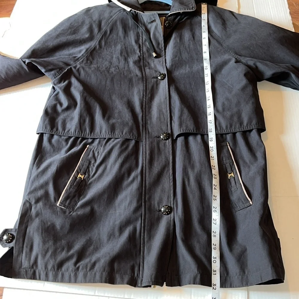 VTG-Hudson Place-M-black-Removable lining hooded jacket/coat with cinched waist.